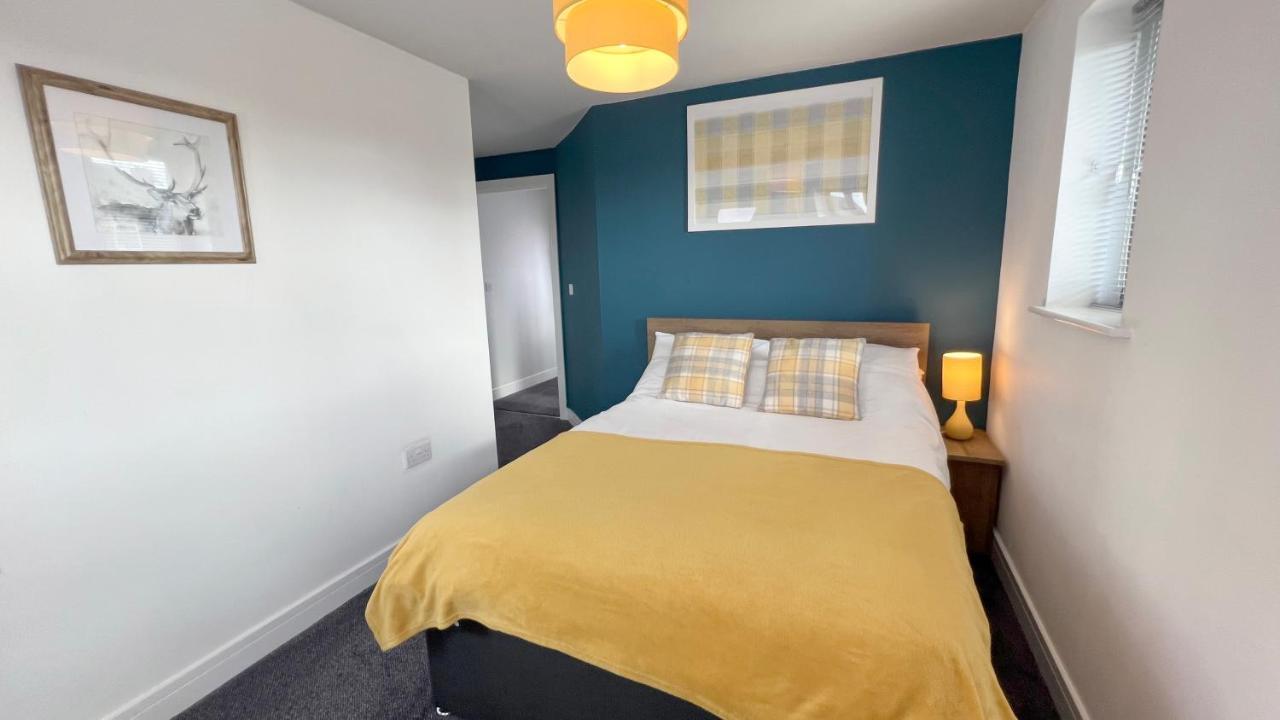 Cross Court, Stafford By Bell Apartments Extérieur photo